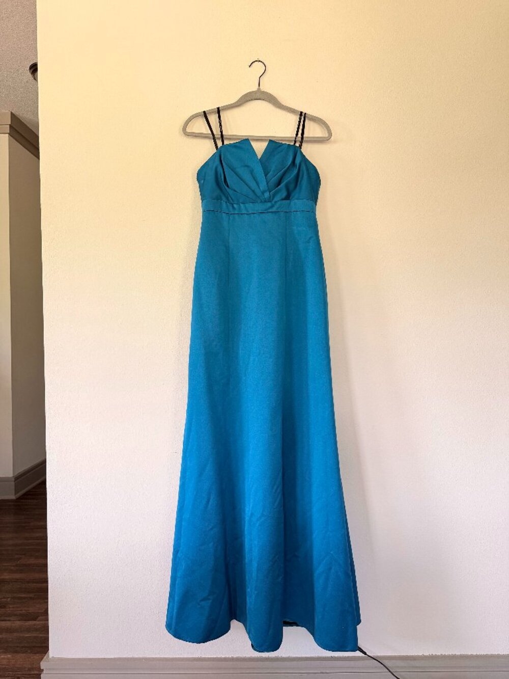 Badgley Mischka Strapless Origami Trumpet Gown Teal Blue Size 10 Formal Dress